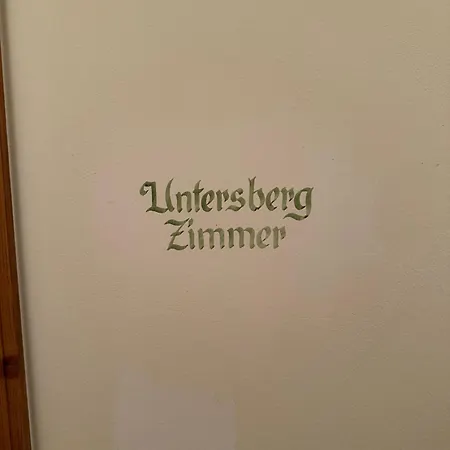 Esterer ゲストハウス 3*