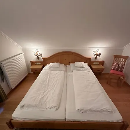 ゲストハウス Esterer