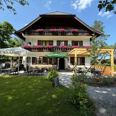 Πανσιόν Esterer